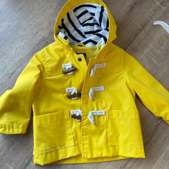 gap yellow raincoat